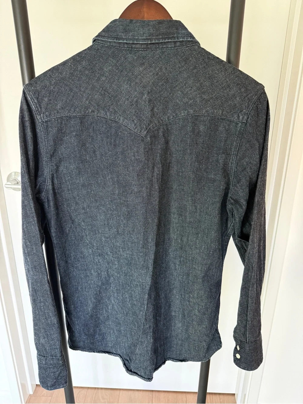Levis slim cut